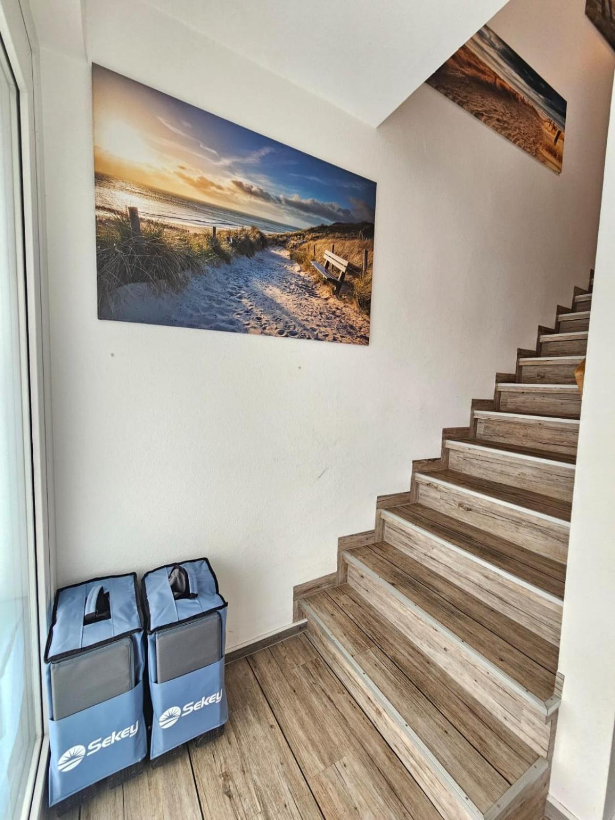 Mienhus Apartments Ferienwohnung Famke Norden Esterno foto